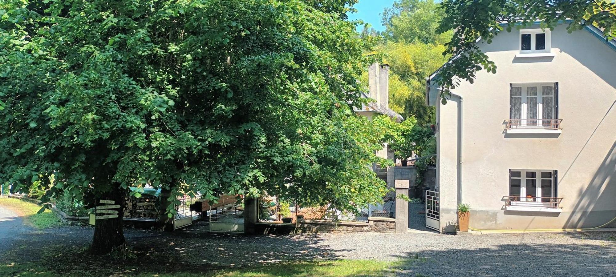 Domaine Le Mayne Chabrignac ภายนอก รูปภาพ